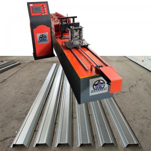 Omega profile roll forming machine in Colombia